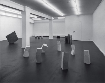 Installation view with Seven Odd Chalks (1978), Four Thin Stones (1978), Three Odd Woods (1978), Five Odd Woods (1978) and Three Stone Slabs (1978), Art & Project, Amsterdam, 1978
